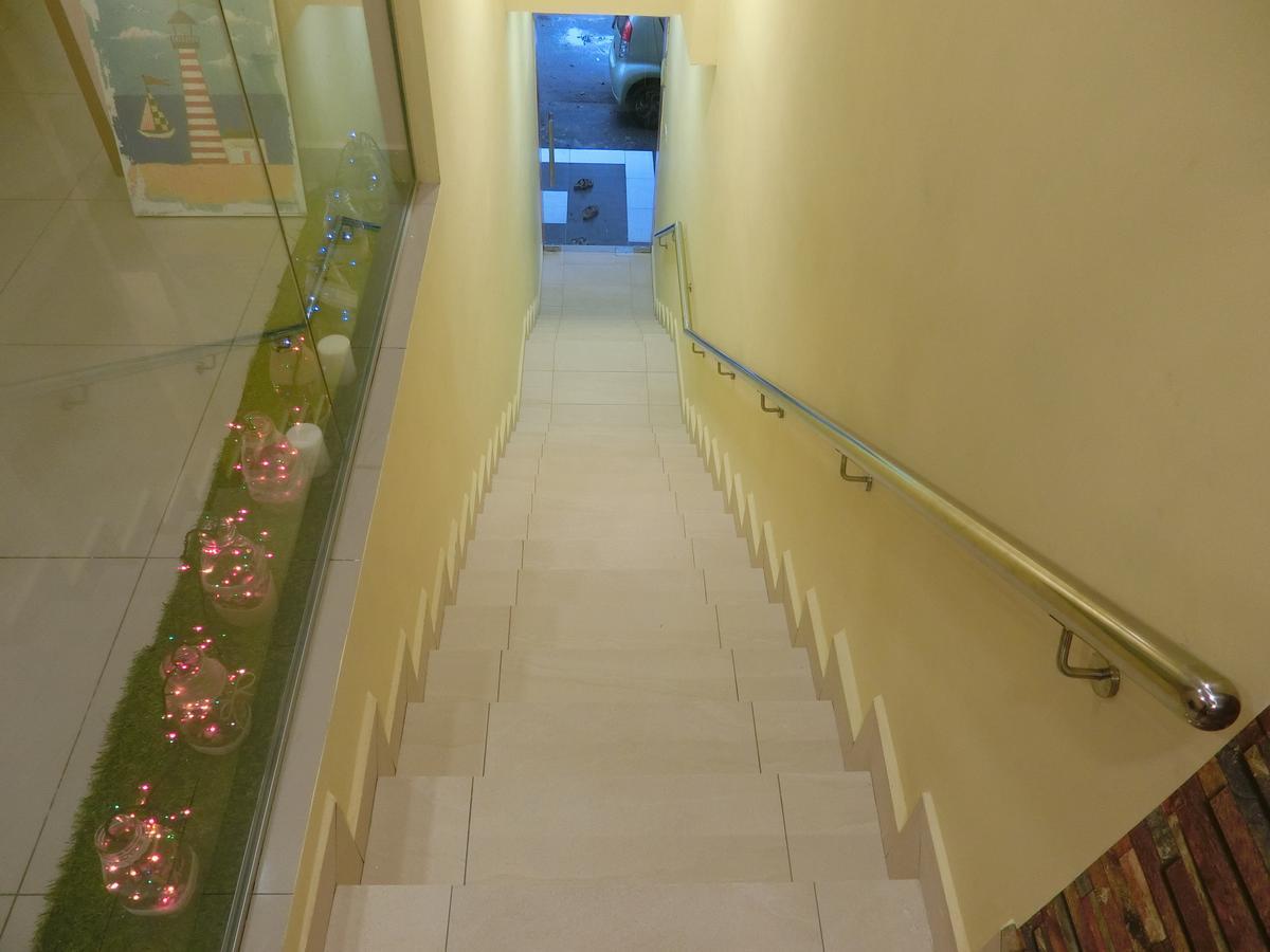 Carlsun Hotel Kulai Ngoại thất bức ảnh